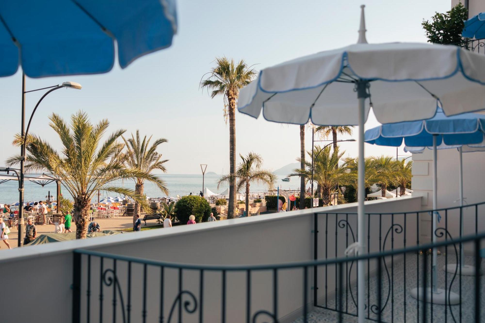 A'Mare Boutique Hotel & Spa Pietra Ligure Εξωτερικό φωτογραφία