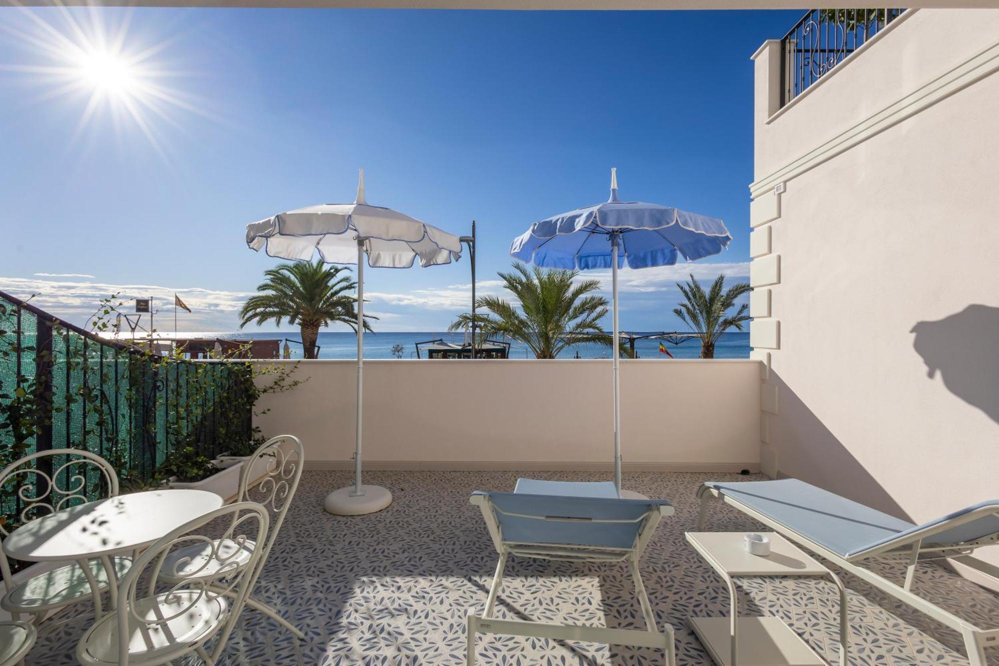 A'Mare Boutique Hotel & Spa Pietra Ligure Εξωτερικό φωτογραφία